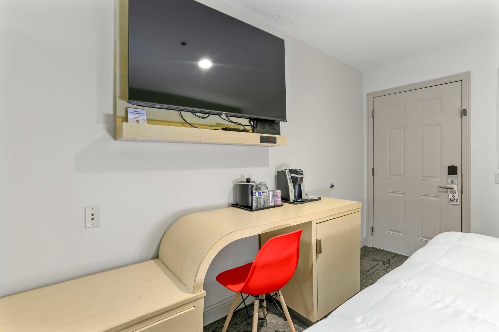 Signature Inn Беркли Экстерьер фото