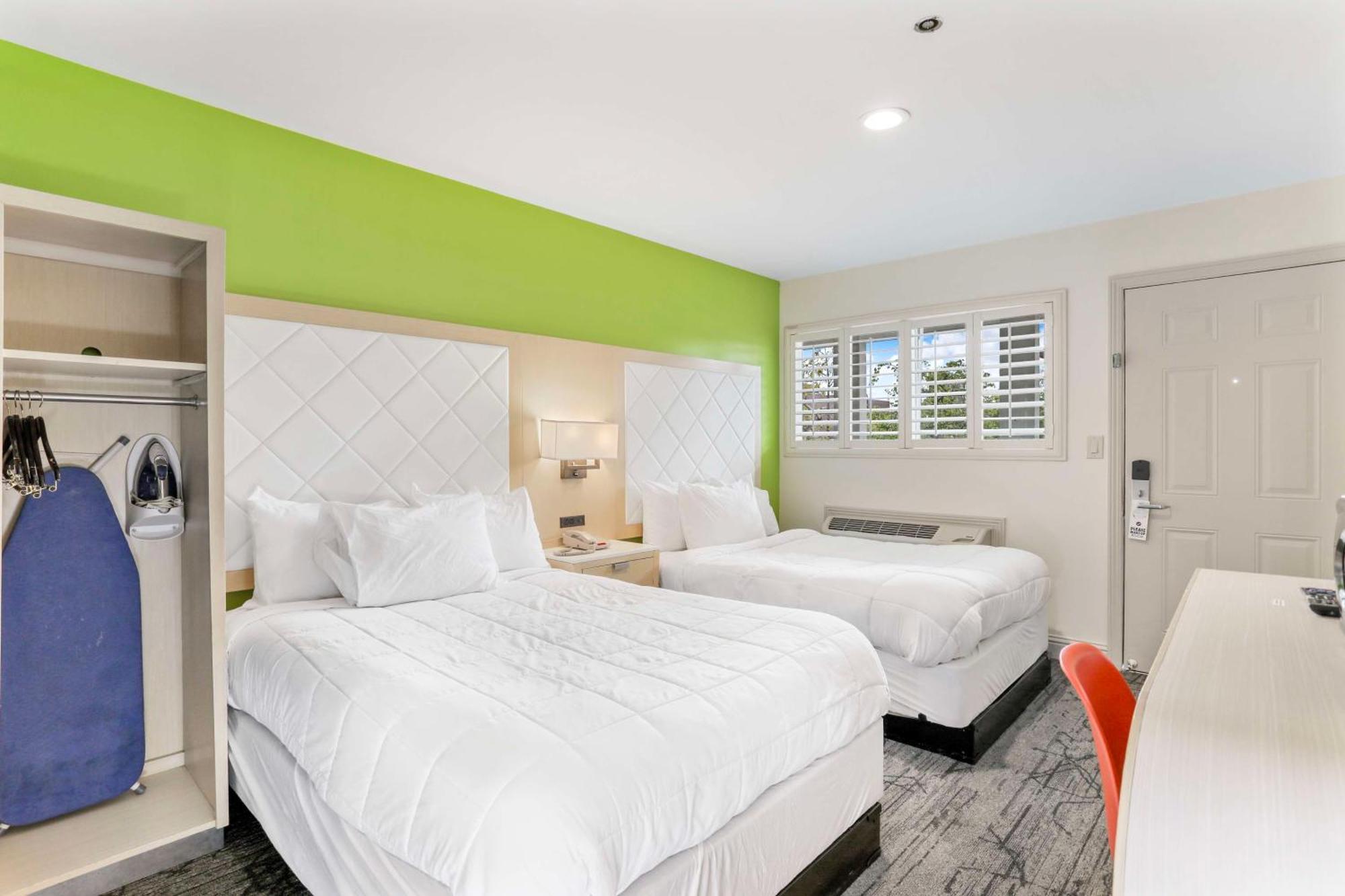 Signature Inn Беркли Экстерьер фото