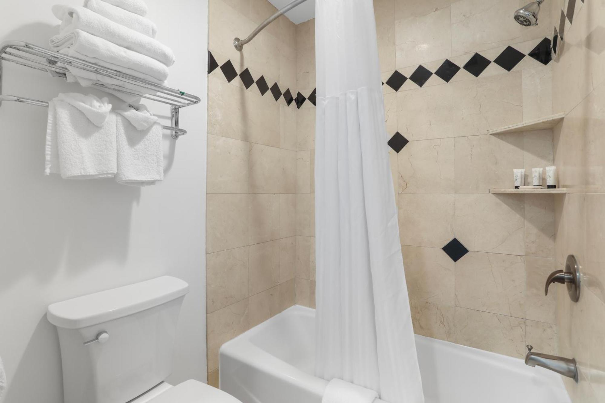 Signature Inn Беркли Экстерьер фото