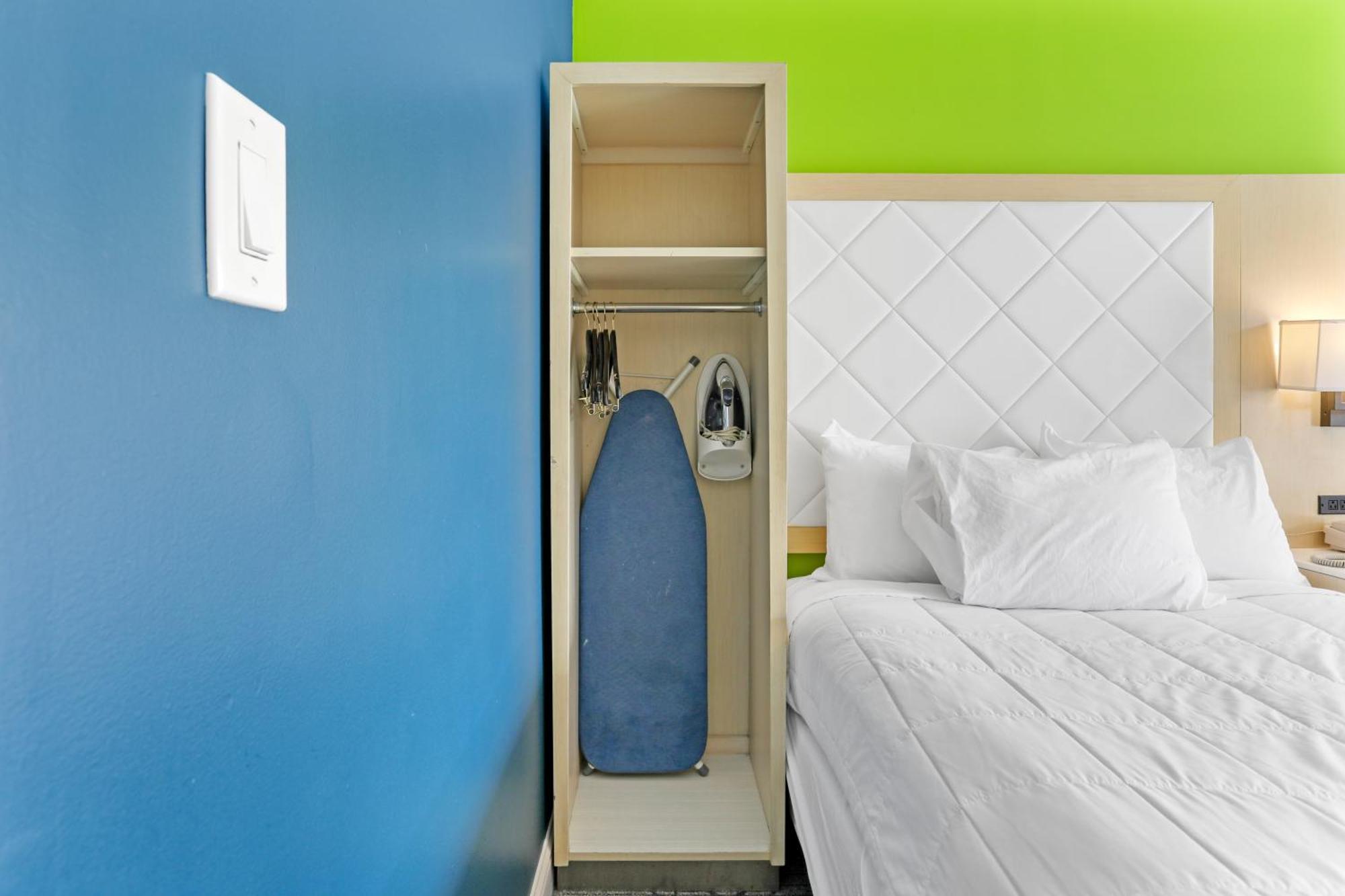 Signature Inn Беркли Экстерьер фото